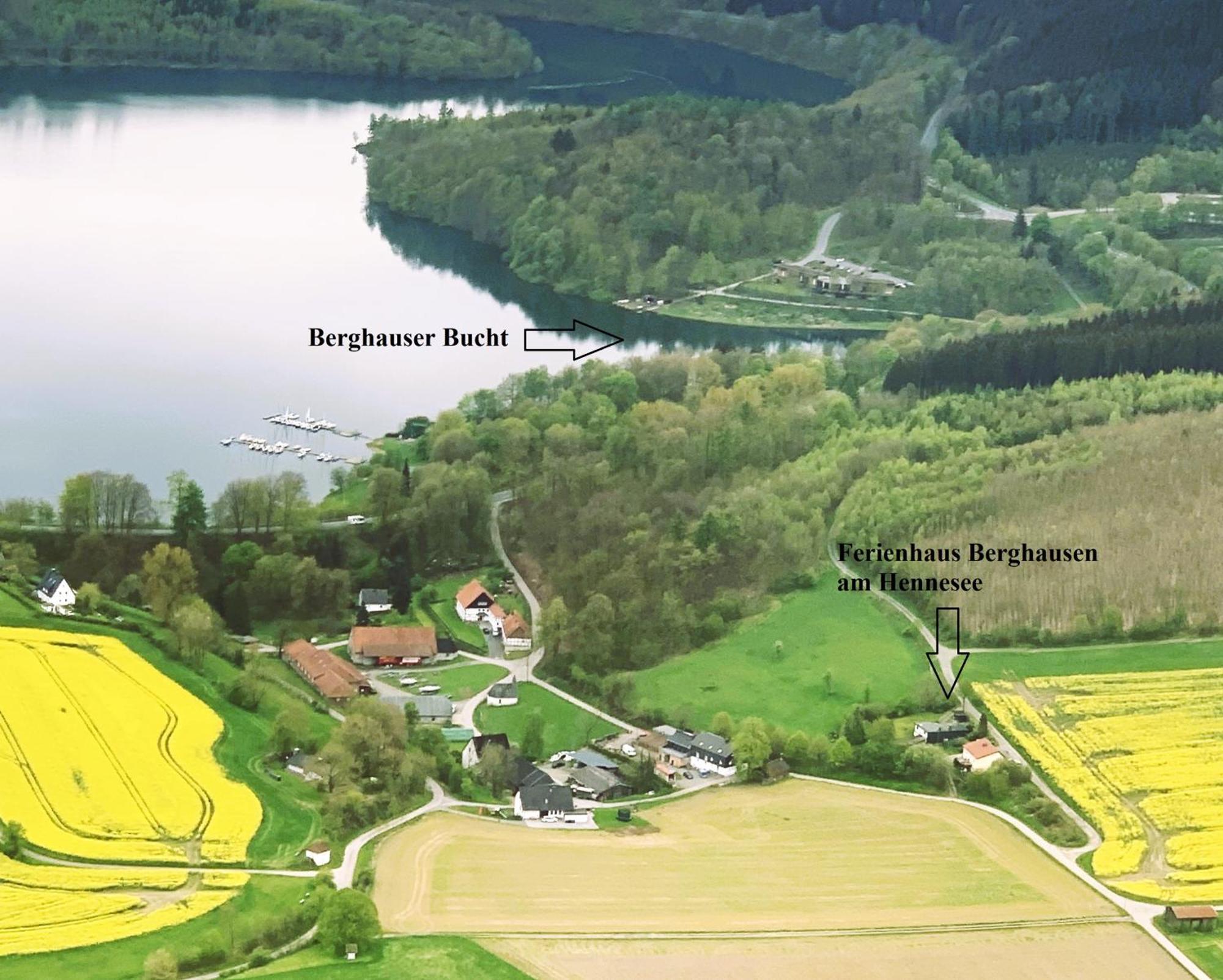 Ferienhaus Berghausen Am Hennesee 메체데 외부 사진