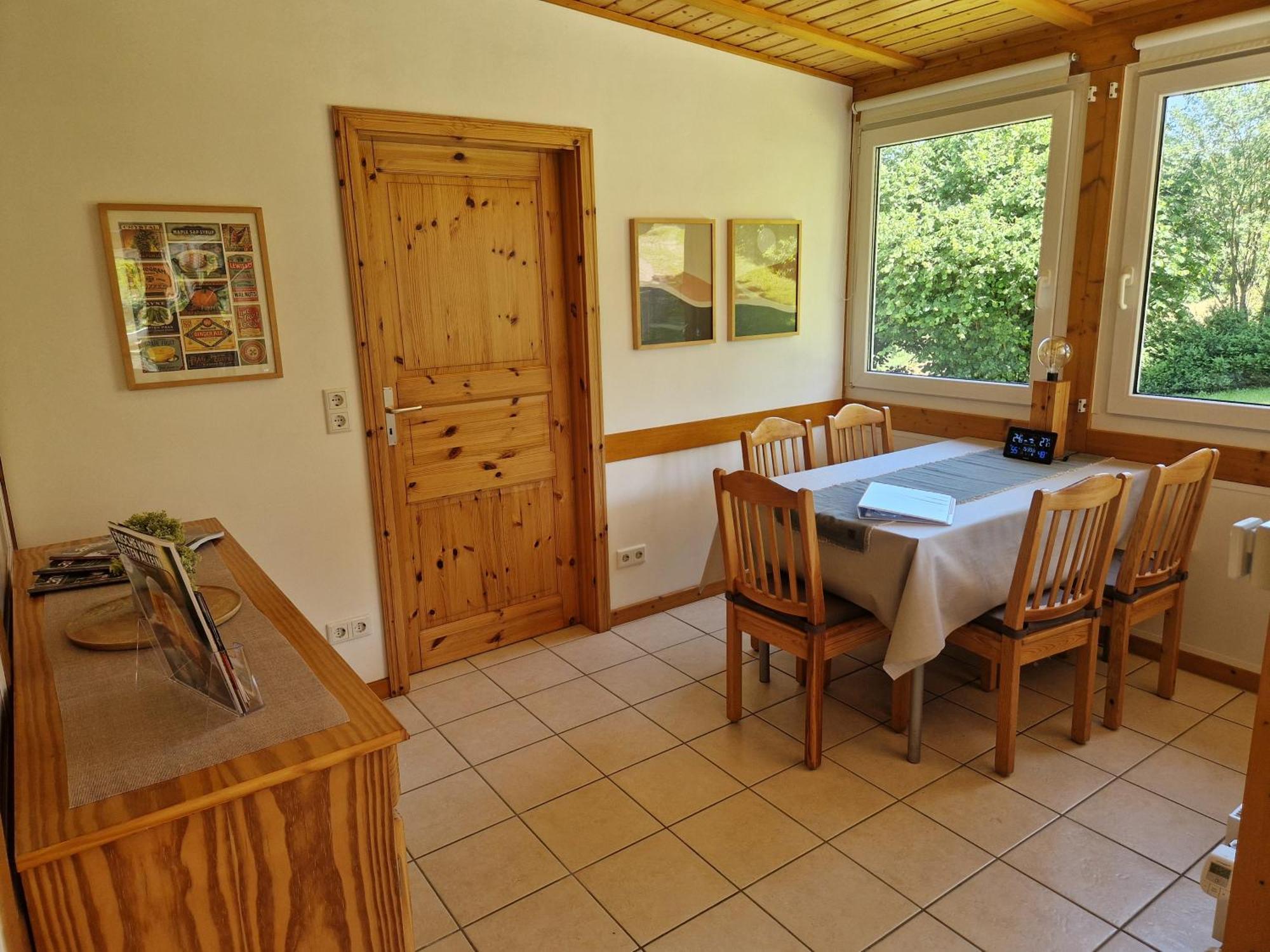 Ferienhaus Berghausen Am Hennesee 메체데 외부 사진